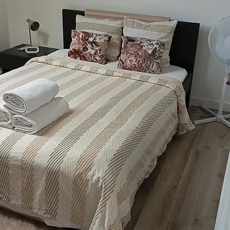 Apartment 2pieces Paris *